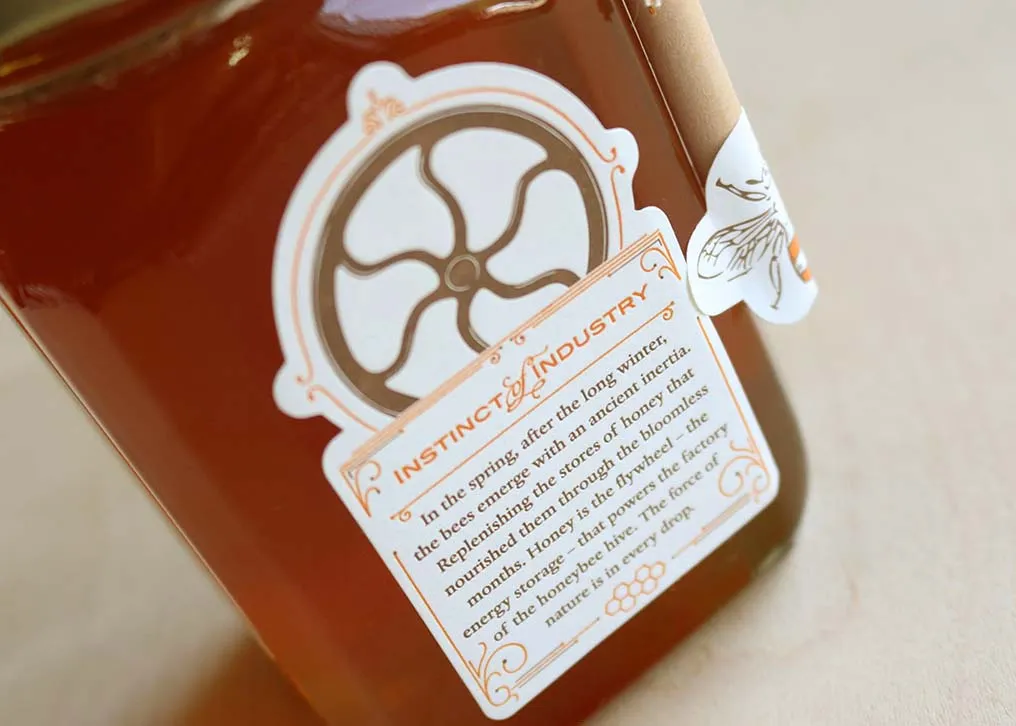 Honey jar labels — applied to jars