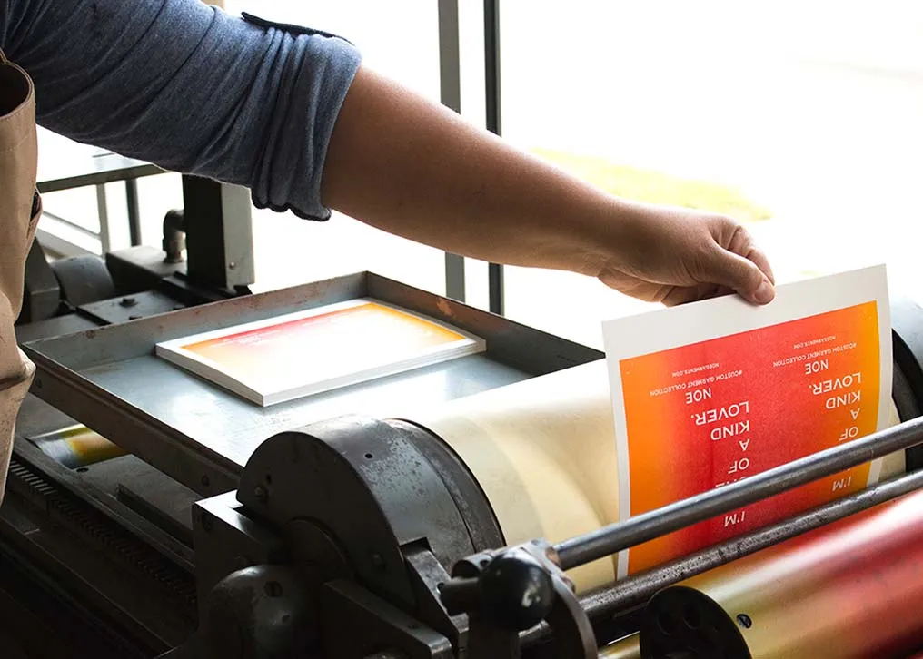 Rainbow roll hang tag — ink gradient detail