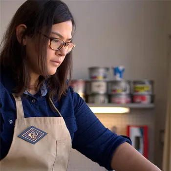 Leslie Graham, Co-Founder of Rise and Shine Letterpress